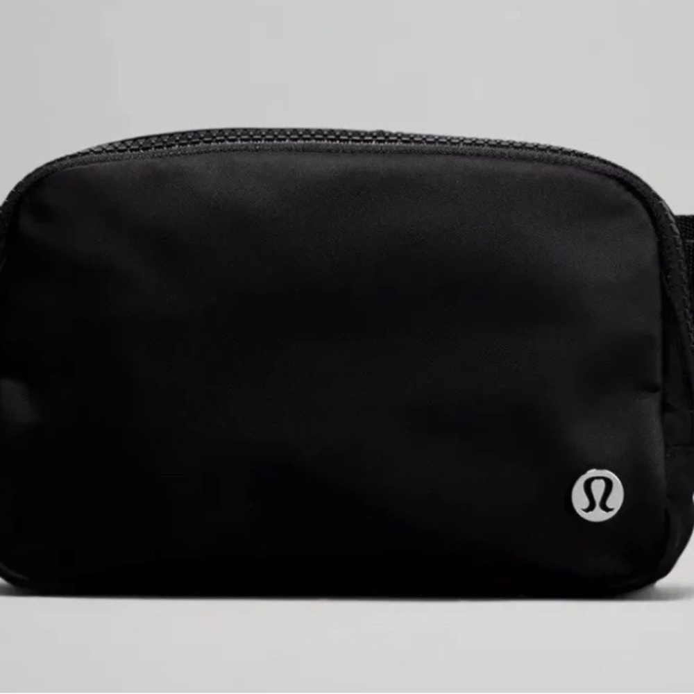 NWT Lululemon Everywhere Belt Bag 1L